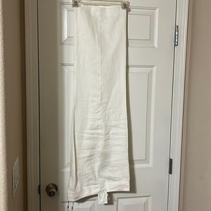 White Robert Kitchen Capris size 12 brand new with tags